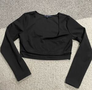 One Love Clothing Womens Size Large Scoop Neck Long Sleeve Crop Top Black